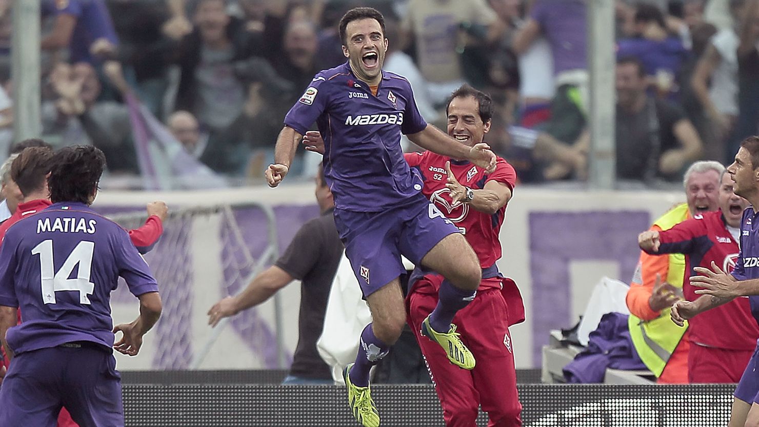 Giuseppe Rossi celebrates his stunning hat trick for Fiorentina