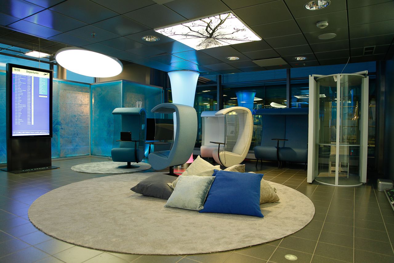 El año pasado, el aeropuerto de Helsinki-Vantaa introdujo una zona de relajación con camas de verdad. Eso podría explicar por qué subió del quinto lugar al tercero en la lista de "Sleeping in Airports".