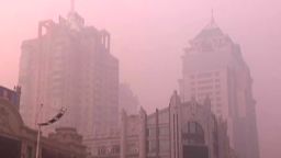 mckenzie.china.toxic.smog_00010130.jpg