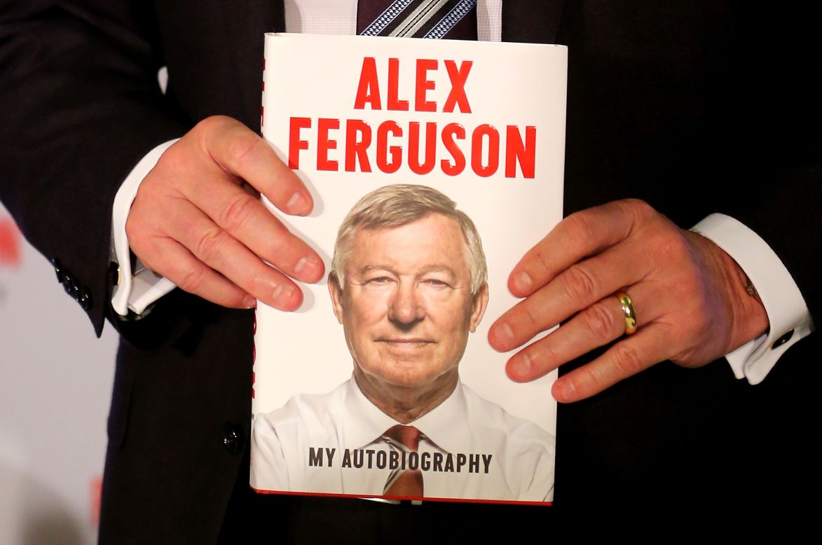 Alex Ferguson's book sold 115,547 copies in the first week of release, a UK record that made a cool £1.4 million.