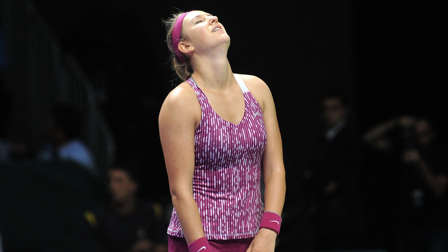 Victoria Azarenka suffered a surprise defeat in her second round robin match against Jelena Jankovic.