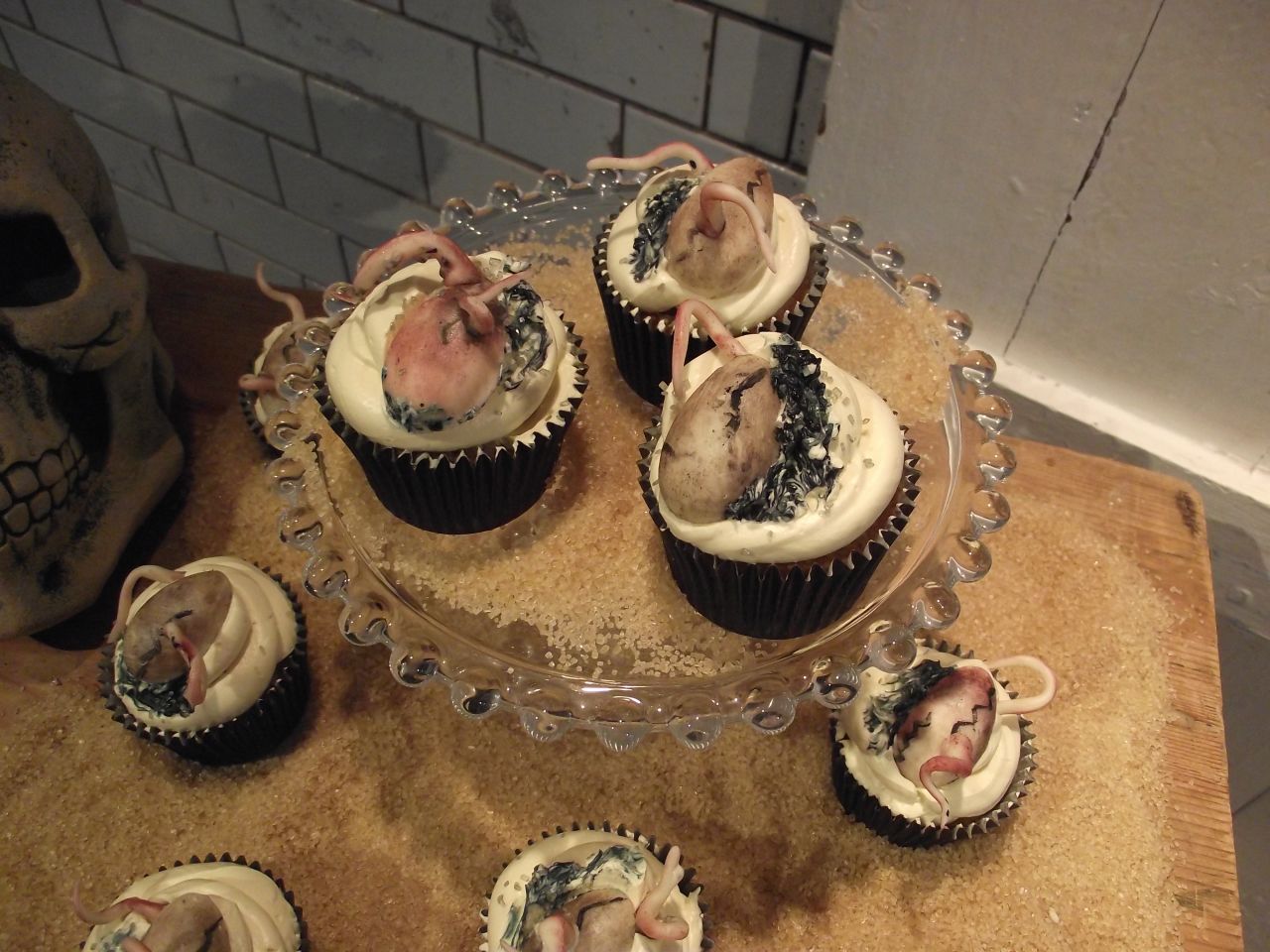 'Cupcakes' de huevos de alien ¡Yumm!
