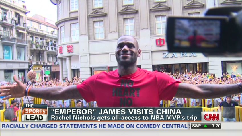 Lead dnt unguarded Lebron James visits China_00011518.jpg