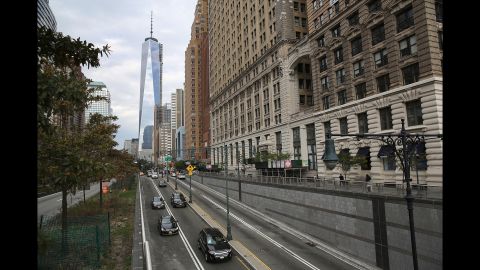 Traffic passes from Manhattan into the tunnel on October 22, 2013. 
