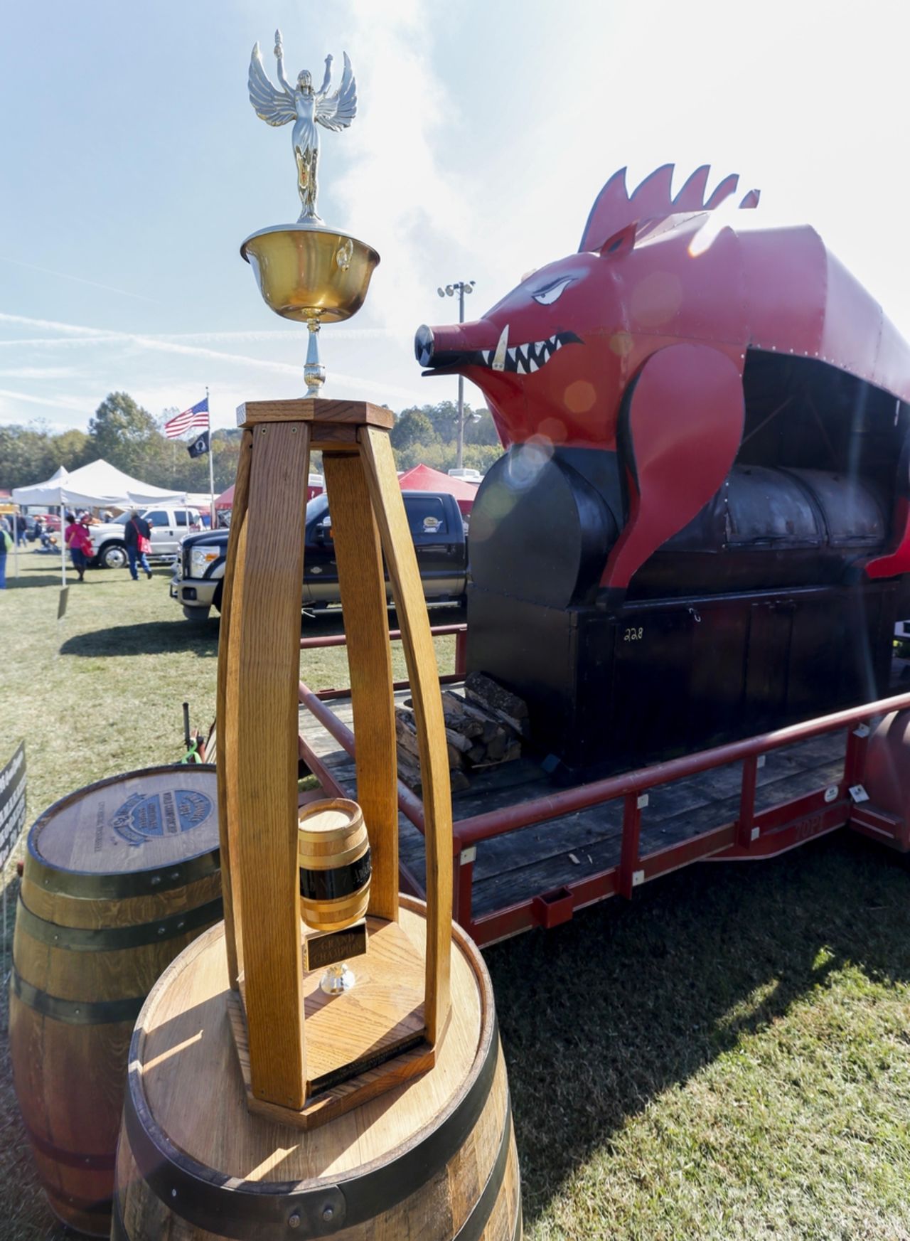 In 2013, a 'Winners Circle' of previous competitors took part in a separately judged contest. The Woo Pig Q-EE team's rig is a standout even among such lofty company.