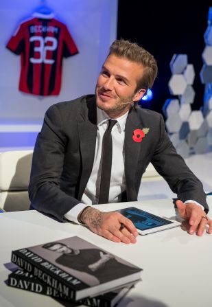 Beckham offered a personalized autograph for e-book buyers across the globe from Brazil to Bermuda in his question and answer session in London.