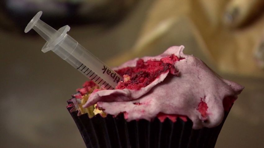 natpkg uk creepy cakes_00000223.jpg