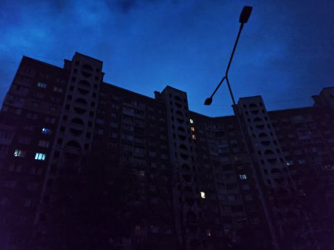 Due to Russian massive missile attacks on Ukrainian energy infrastructure facilities, rolling blackouts were introduced in the cities to stabilize the power system.