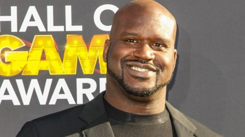 A new study says that people look better in a group setting than they do on their own - that their flaws are averaged out, and average is attractive. Take a look at these solo and group images of celebs and decide for yourself.