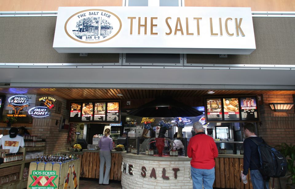 People come to the Austin airport early to enjoy some Salt Lick barbeque. 