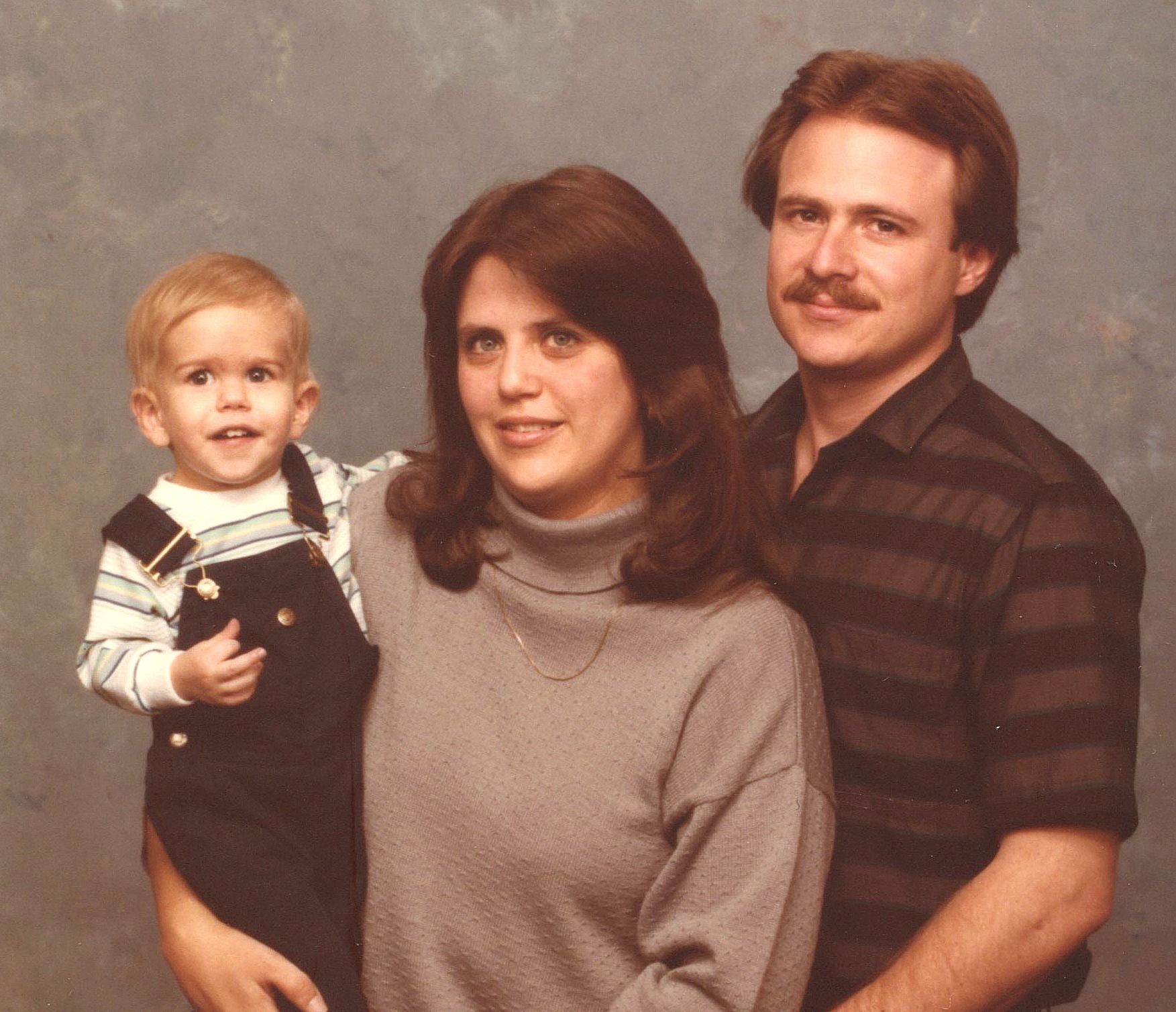 25 years gone: Texas inmate Michael Morton cleared in wife's murder | CNN