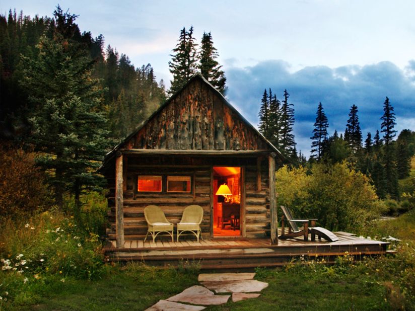 The Rockies, a Colorado mining town, a mountain hideaway with log cabins and incredible views, <strong>The Dunton Hot Springs</strong> resort is a "year-round alfresco spa haven" thanks to its hot springs, and took the top spot for best outdoor setting. 