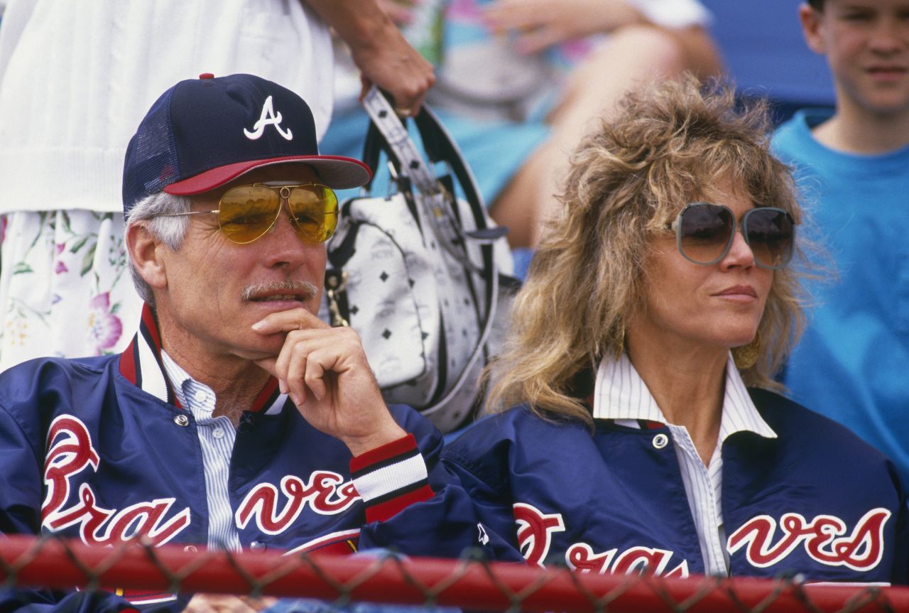 Turner and Fonda take in a Braves game.