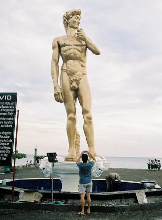 When it comes to reproduced great artworks, Michelangelo's "Davids" are a dime a dozen. This questionably executed model is showing off in Davao City, the southern Philippines.