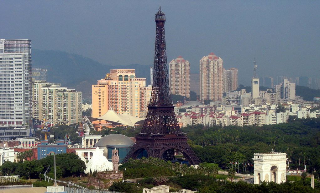 This doesn't look like Paris ... and it isn't. Shenzhen in China has a theme park dedicated to replica monuments from around the world. The Window of The World park is just one example of countries attracting tourists with someone else's idea. And China doesn't stop there ...