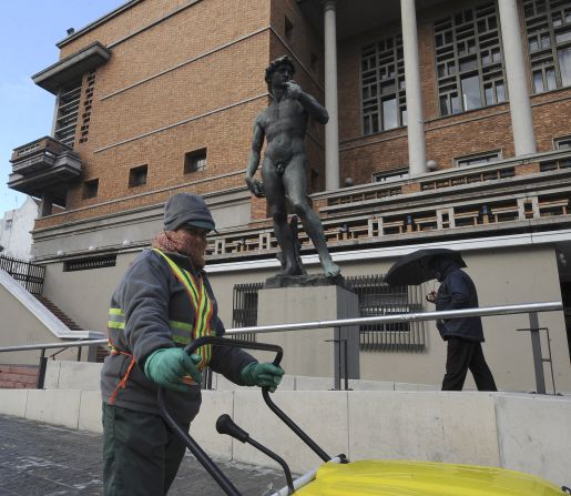 Standing guard outside the town hall, to be precise. No, the connection with the Uruguayan capital isn't obvious. 