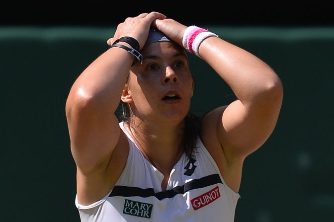 A month earlier, Bartoli captured the title at the All England Club in southwest London and joined Andy Murray in the winners' circle. She didn't drop a set throughout the fortnight. 