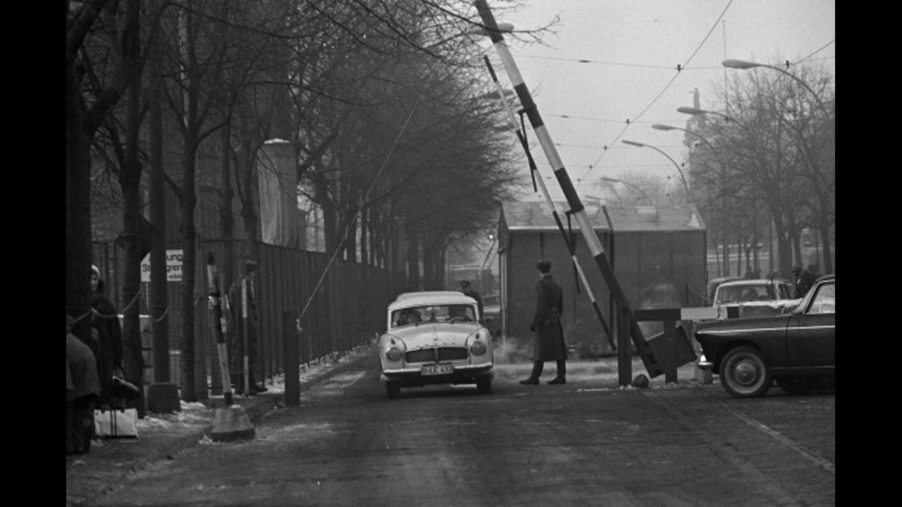 On December 20, 1963, the wall that separated the city of Berlin for 2½ years was opened for the first time at Christmas as the result of an agreement between the two mayors.