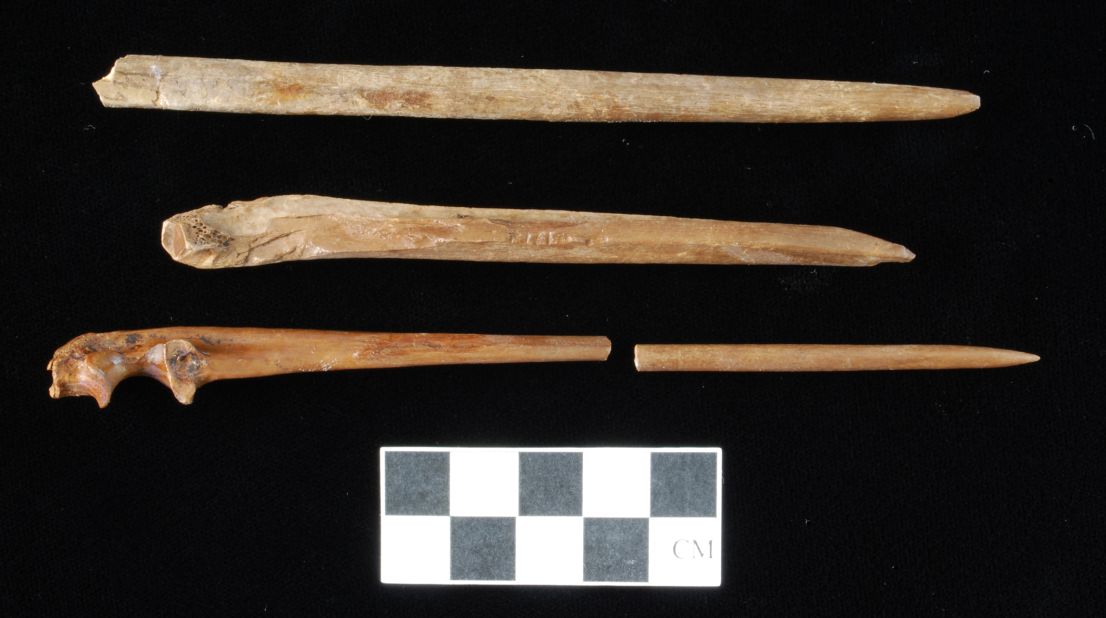 8000-500 BC: Bone pins were used for clothing, hair and body jewelry, and, as may be the case at the springs, spearing fish.