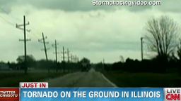 sotu vo tornado on ground in illinois_00011023.jpg