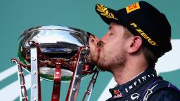 Sebastian Vettel extends his winning habit to eight straight with a peerless victory in the United States Grand Prix.
