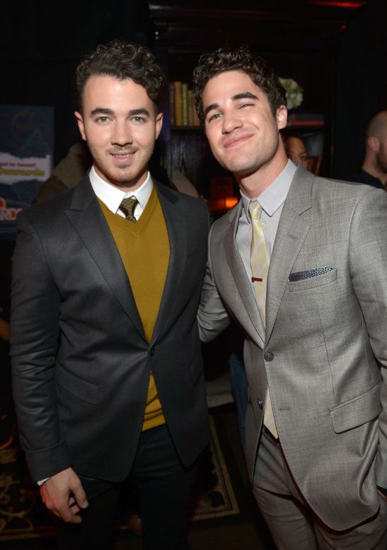 Singer Kevin Jonas (L) and "Glee" actor Darren Criss attend the 5th Annual TeenNick HALO Awards on November 17 in Hollywood, California. 