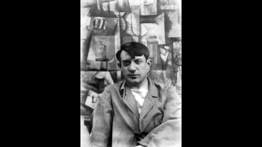 Spanish painter Pablo Picasso was also questioned by police after buying two stone statues from Apollinaire's secretary, Josephe-Honoré Géry Pieret. Once Pieret admitted to stealing the statues from the Louvre in 1907, Apollinaire and Picasso returned them.