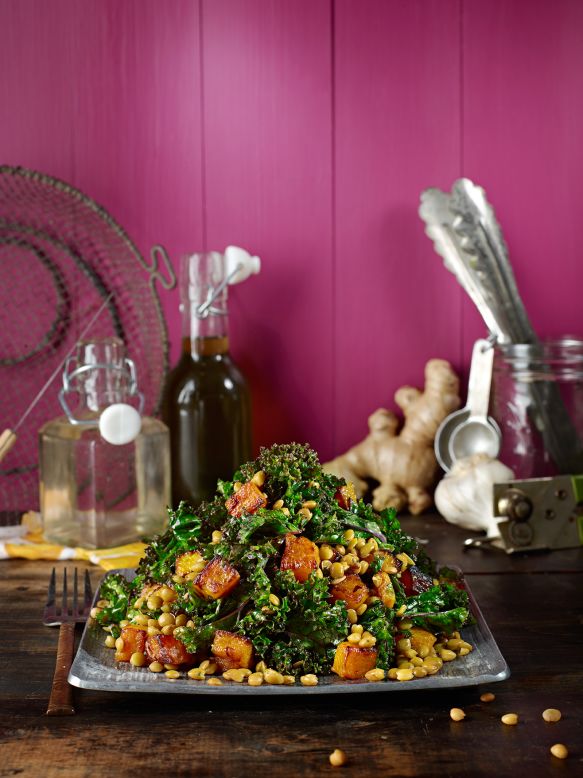 Kale salad with lentils and butternut squash 