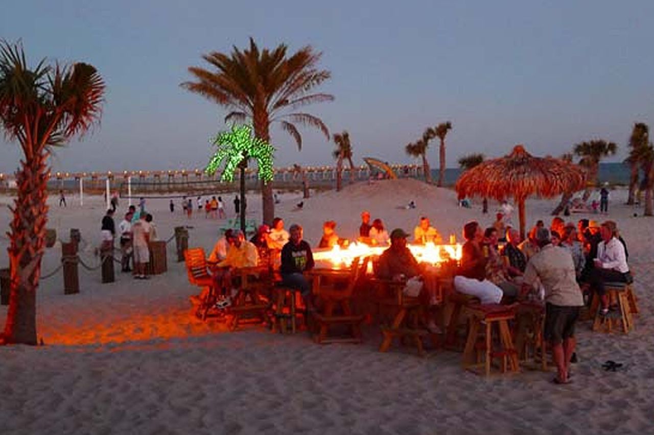 Amistades de toda la vida a veces se hacen en las playas, bares y discotecas. Otras veces, un día de compartir tu historia de vida es suficiente.