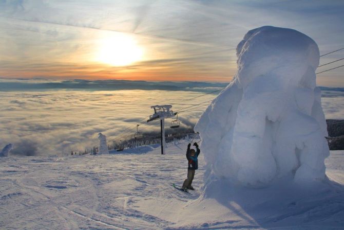 One of the most popular spots at Whitefish Mountain Resort is the summit. From here, the views of the jagged peaks of Glacier National Park are breathtaking, but it's the snow-covered trees -- known locally as snow ghosts -- that really stand out. <strong>More: </strong><a href="https://www.trupilariante.com/2012/12/12/travel/ski-hotels-united-states/index.html?hpt=tr_c1"><strong>7 swanky U.S. ski hotels</strong></a>