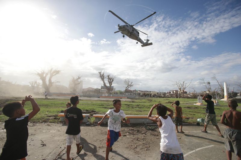 Typhoon Haiyan Relief Efforts | CNN