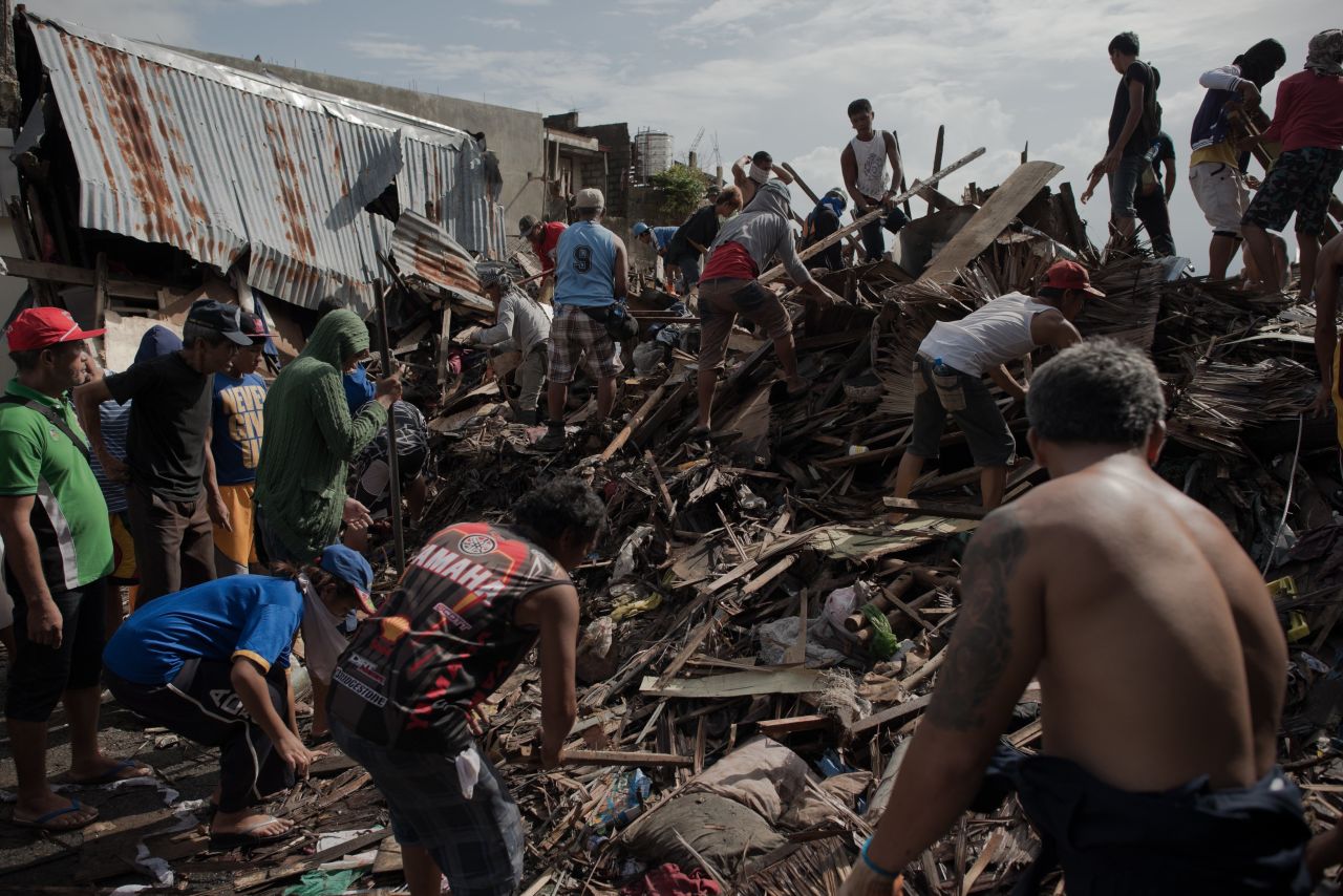 Philippines reels from catastrophe as Typhoon Haiyan hits Vietnam | CNN