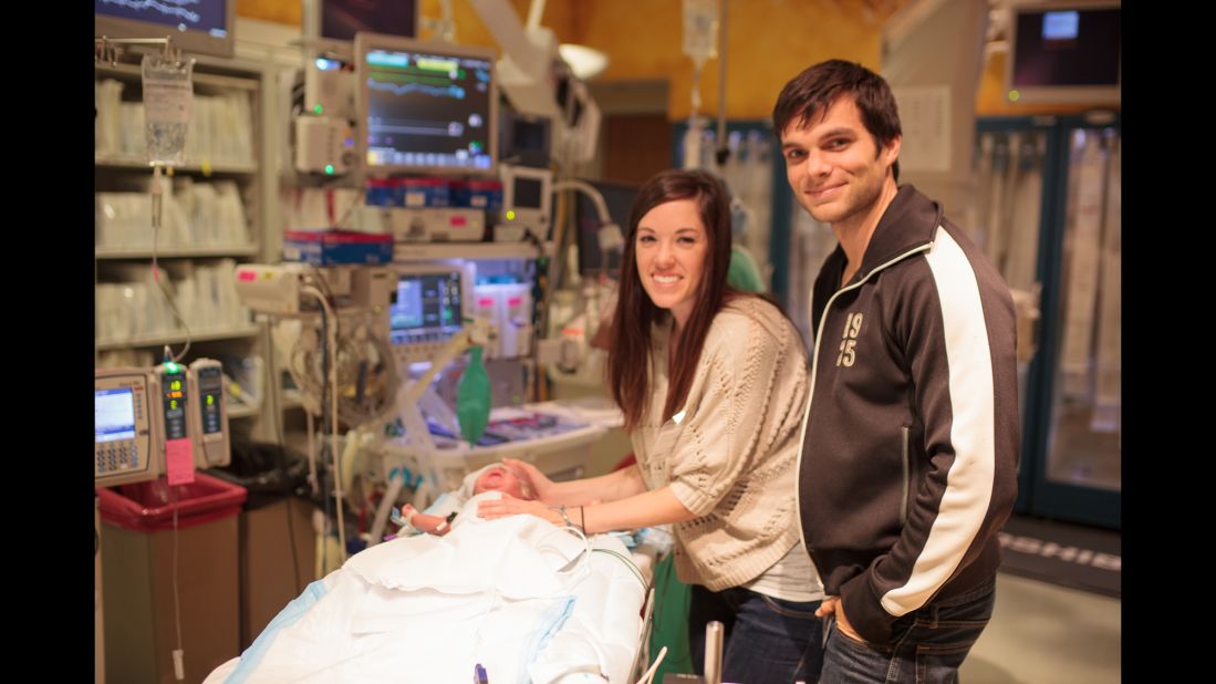 Benjamin and Lyndsey Miller spend time with their son in the NICU at Nationwide Children's Hospital in Columbus, Ohio. 