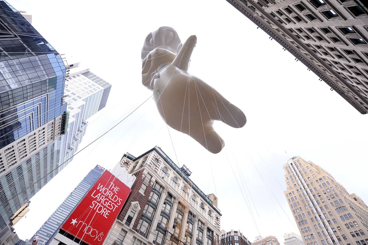 <strong>The Pillsbury Doughboy (2009):</strong> The 2009 parade route changed for the sixth time in parade history, and it was the first time it did not travel through Broadway on its way to Macy's flagship store on 34th Street.