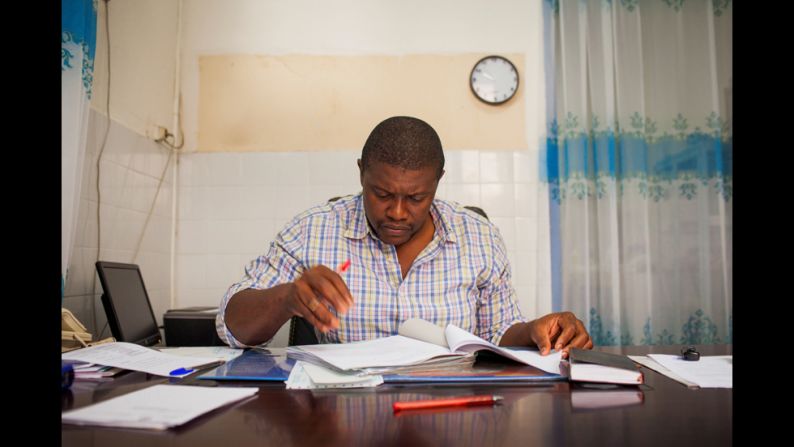 CNN Hero Georges Bwelle is a doctor <a href="index.php?page=&url=http%3A%2F%2Fwww.cnn.com%2F2013%2F08%2F01%2Fworld%2Fafrica%2Fcnnheroes-bwelle-cameroon-doctor%2Findex.html">bringing free health care</a> to rural villages in Cameroon. On weekends, he and a team of volunteers see hundreds of patients desperate for medical attention.