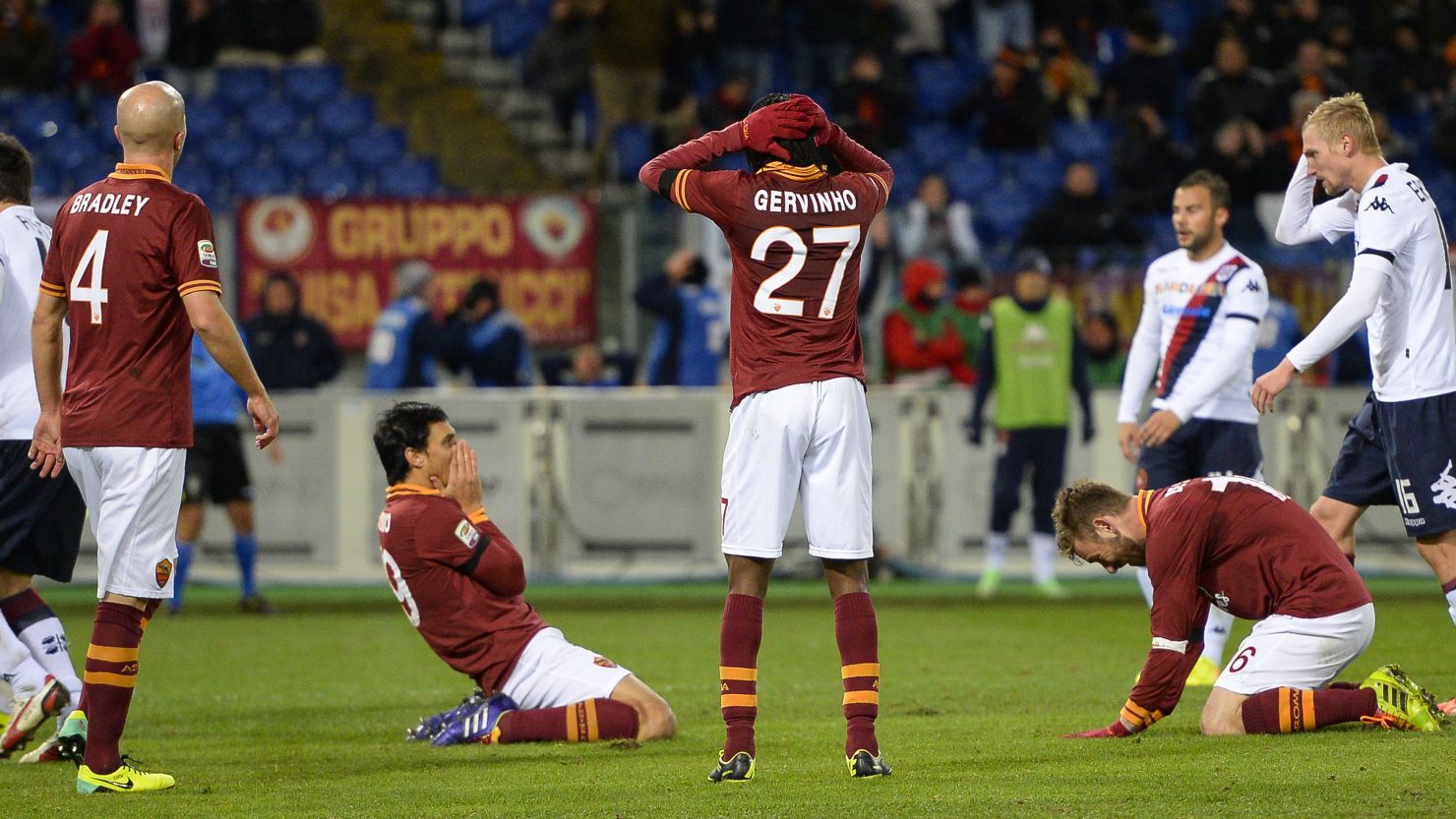 Roma players share the agony of a missed opportunity during the 0-0 draw against Cagliari at the Stadio Olimpico on Monday.