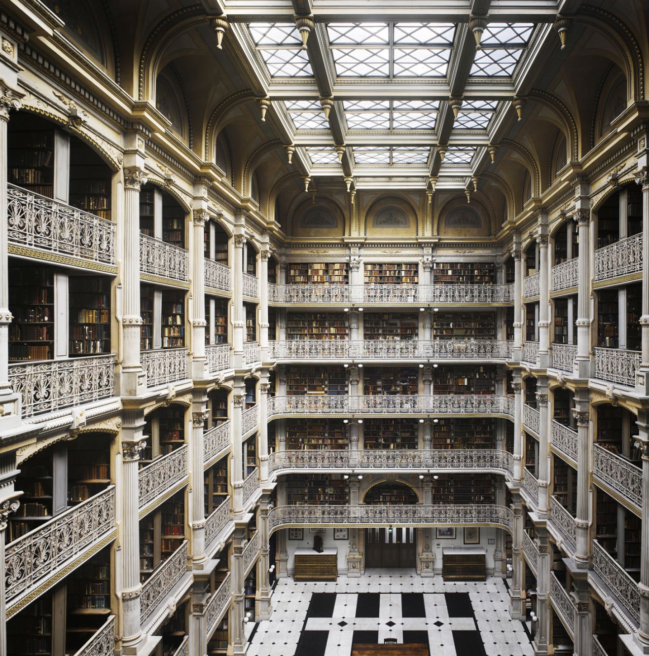 Biblioteca Peabody, Baltimore, Estados Unidos.
