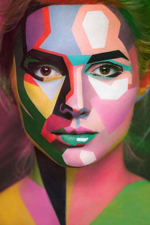 Sorg artilleri campingvogn Life imitating art: Astonishing '2D' makeup transforms model's face into  famous paintings | CNN