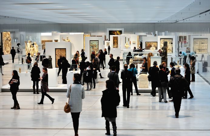 Designed by Japanese architect firm Sanaa, the €150 million ($204 million) museum doesn't separate artworks according to style or era. Instead, the pieces -- spanning Greek sculpture to 19th century French painting -- are showcased together in one long light-filled gallery.