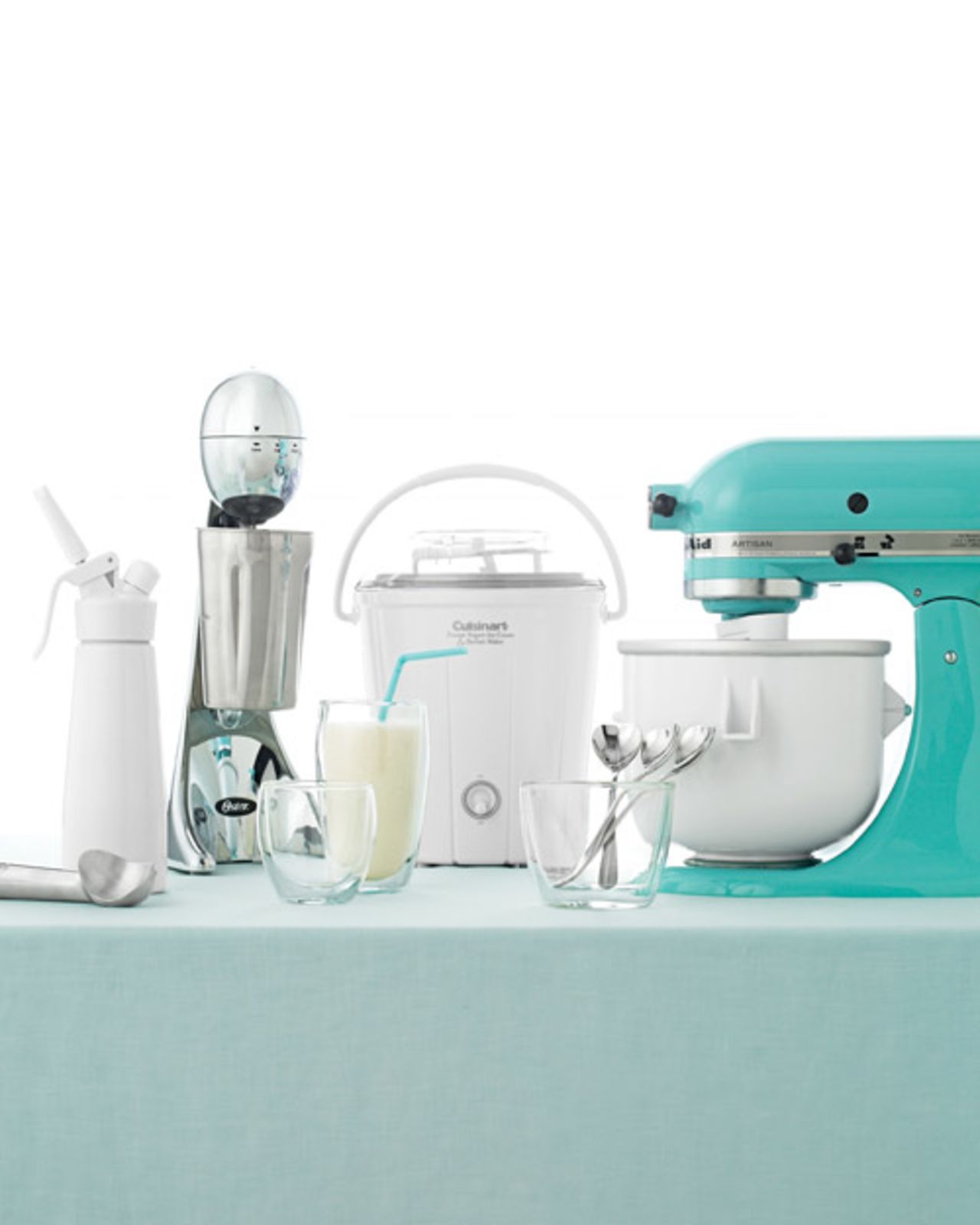3. Blenders are great, but do you need more than one? A registry helps cut down on duplicates.