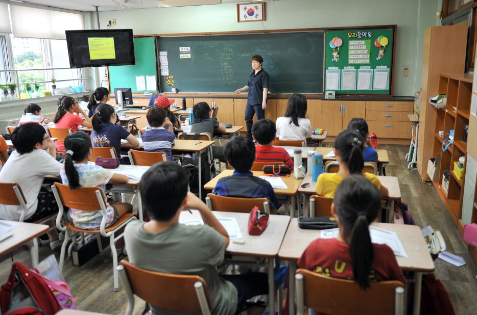 South Korean young people came 5th in math. Like other top performing East Asian economies, a relatively small proportion of students said they arrived late for class or skipped lessons.