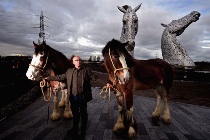 Sculptor Andy Scott made three-meter-high maquettes from two Clydesdale horses named Barron and Duke, which engineers upscaled by 10 times until they'd made the finished article.