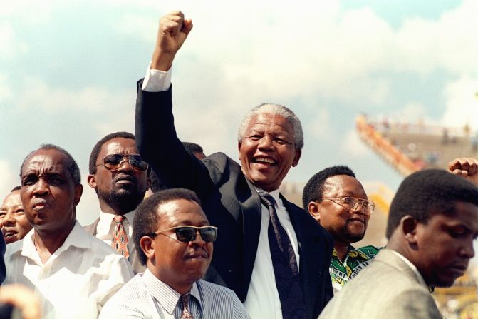<a href="index.php?page=&url=http%3A%2F%2Fwww.cnn.com%2F2013%2F12%2F05%2Fworld%2Fafrica%2Fnelson-mandela%2Findex.html">Nelson Mandela</a>, the prisoner-turned-president who reconciled South Africa after the end of apartheid, died on December 5, according to the country's president, Jacob Zuma. Mandela was 95.