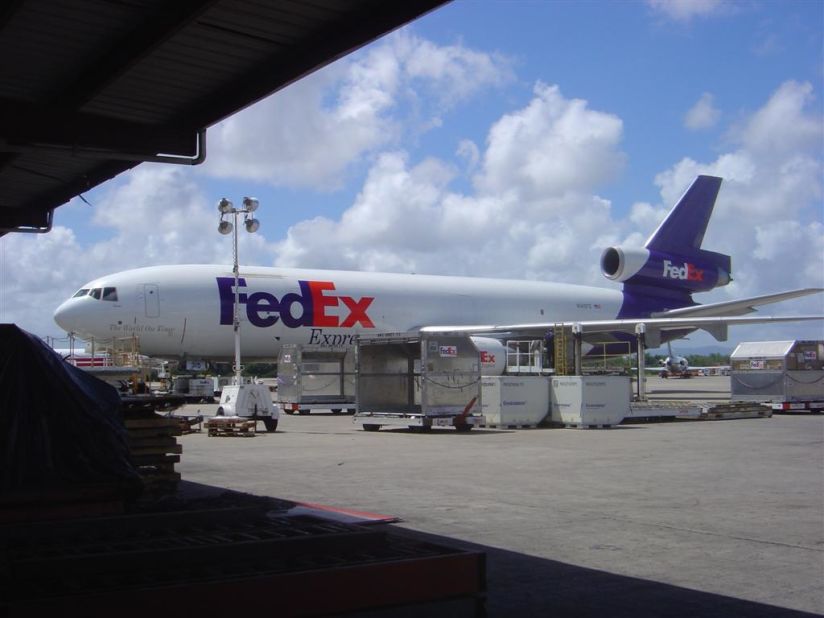 The DC-10 is still commonly used by cargo companies, such as FedEx and Purolator.