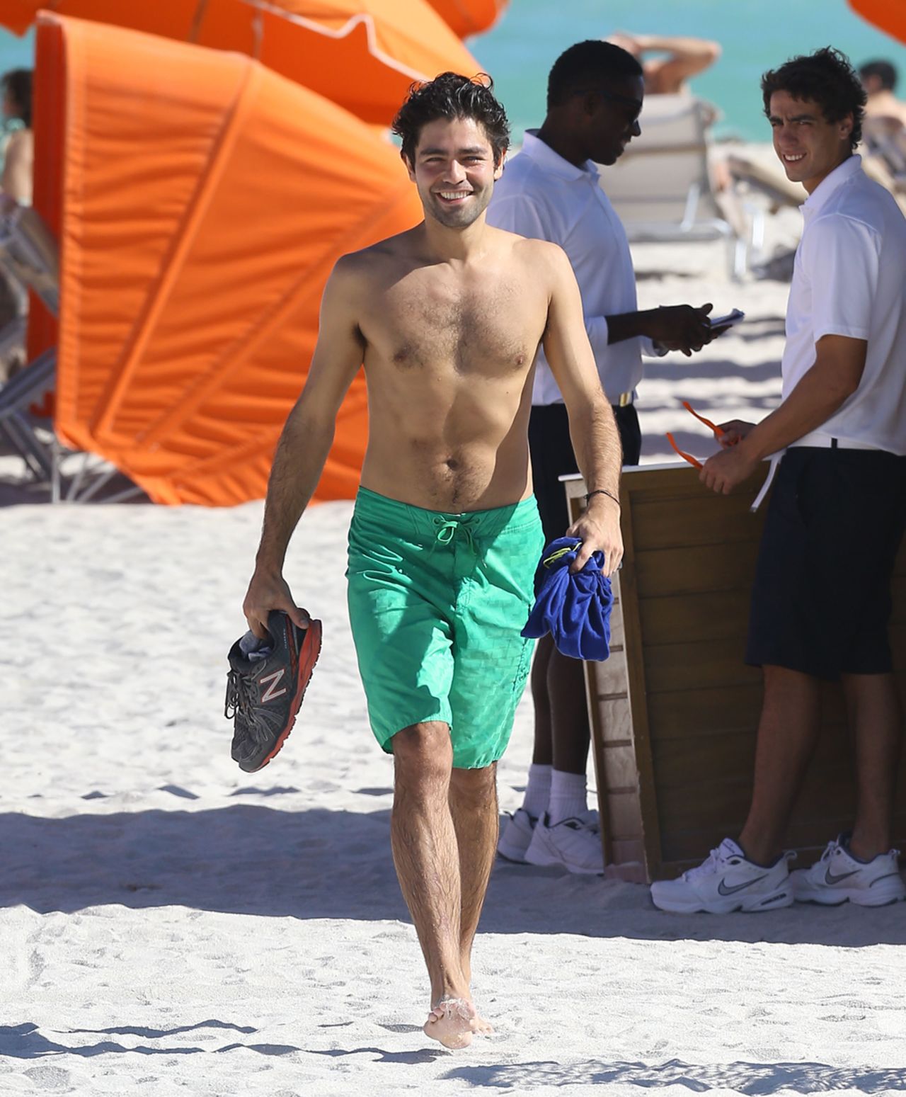 Adrian Grenier, sans "Entourage," soaks up the sun in Miami on December 6.