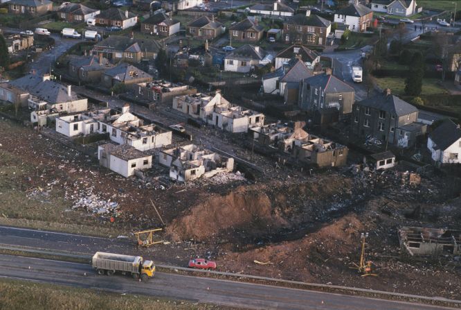 American and British investigators found fragments of a circuit board and a timer in the wreckage. Over three years, investigators would question more than 15,000 people and collect thousands of pieces of evidence.