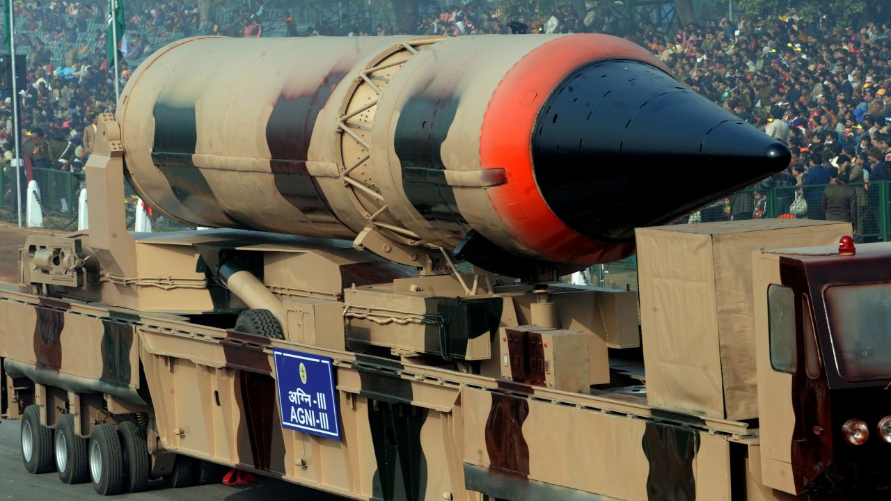 The consequences of a limited nuclear war, such as a conflict between India and Pakistan, would put 2 billion people's lives at risk.