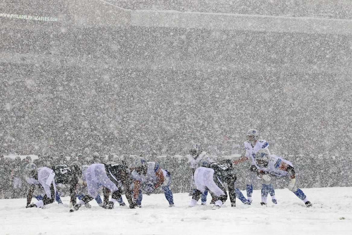 The Detroit Lions and Philadelphia Eagles face off during heavy snow in Philadelphia on December 8.