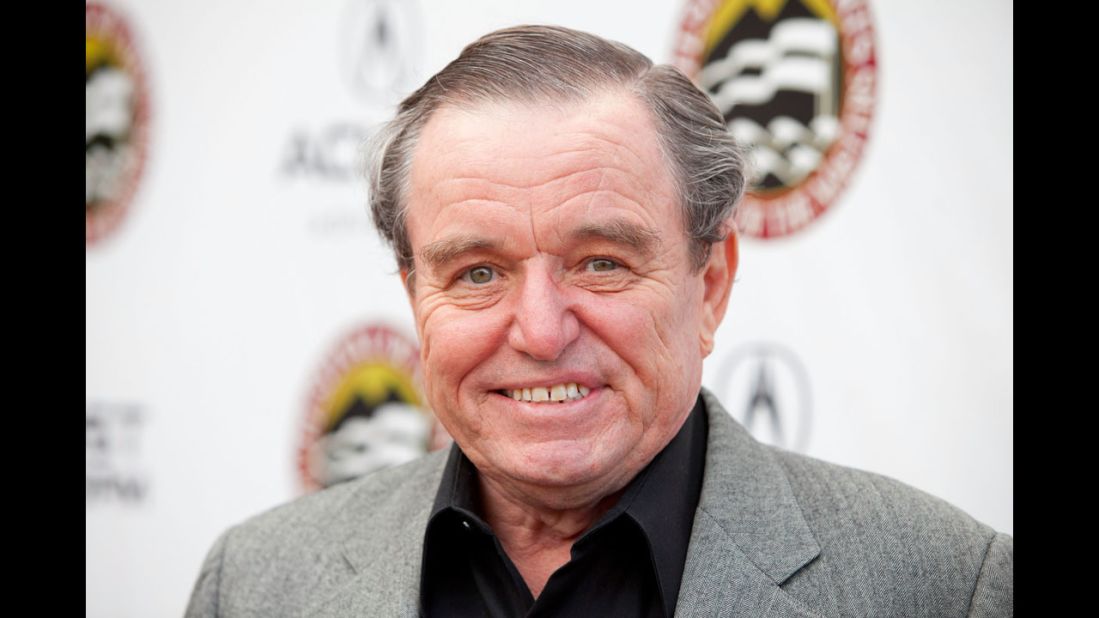 Actor <a href="http://articles.orlandosentinel.com/2002-08-13/news/0208120287_1_jerry-mathers-psoriasis-beaver" target="_blank" target="_blank">Jerry Mathers</a>, who played The Beaver on "Leave It to Beaver" has spoken openly about his battle with psoriasis and other medical conditions.