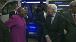 cnn.vo.tutu.carter.mandela.arrival_00001615.jpg